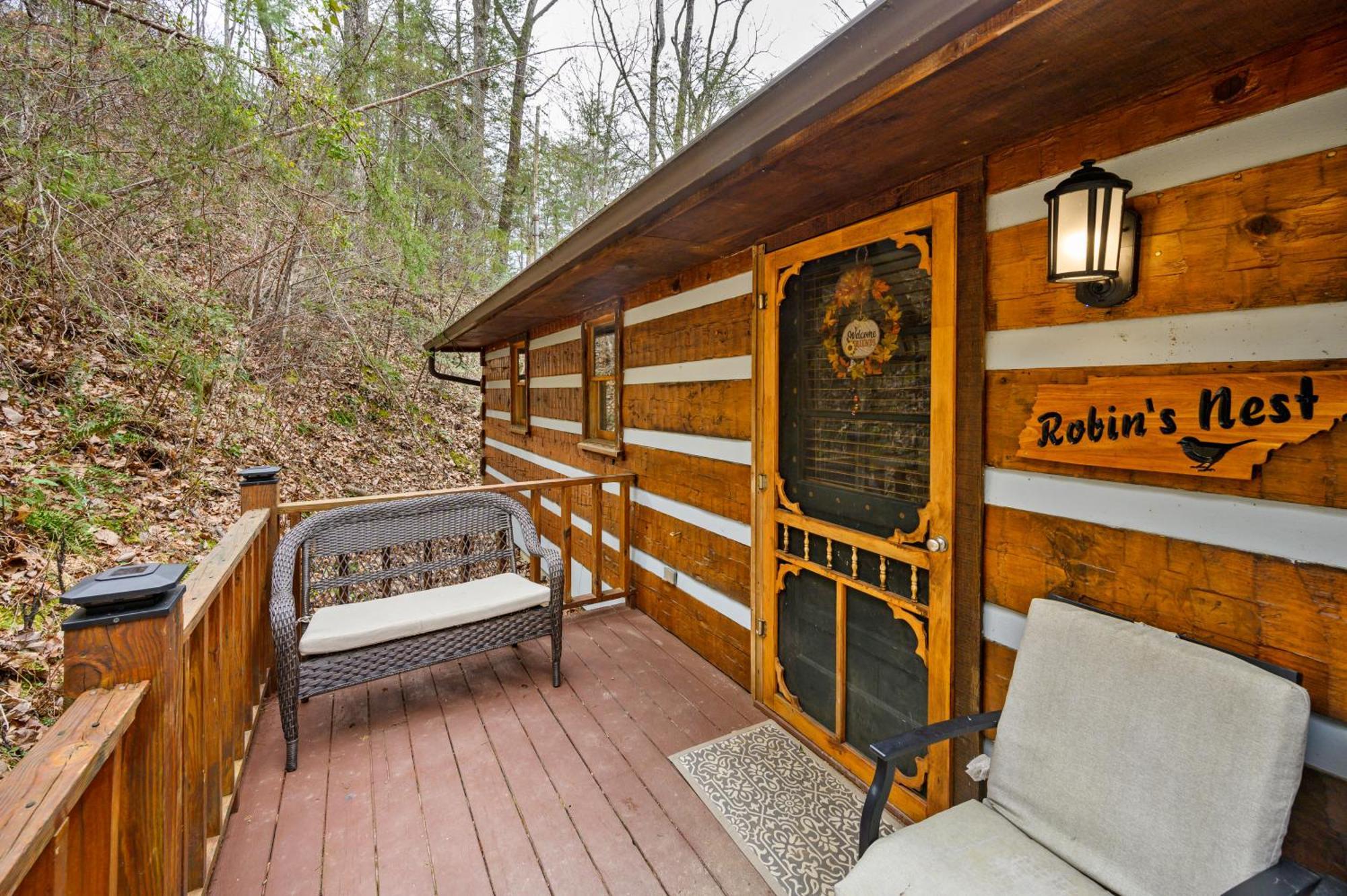 The Robins Nest With Hot Tub Villa Pigeon Forge Exterior photo